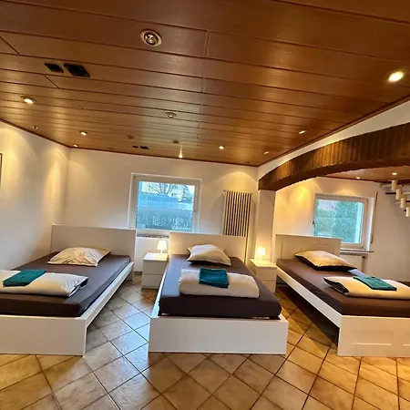 Spacious Large In Apartment *